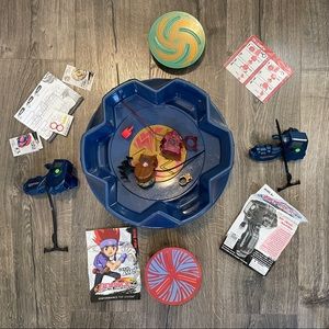 COPY - BEYBLADE Triple Battle Set